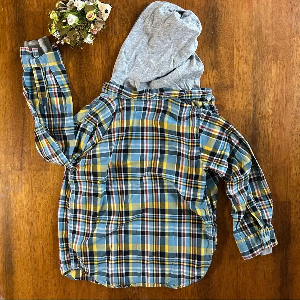 Plaid Hooded Button-Down Shirt Jacket | Boy Size 6 | Blue Yellow Gray | Carter’s
